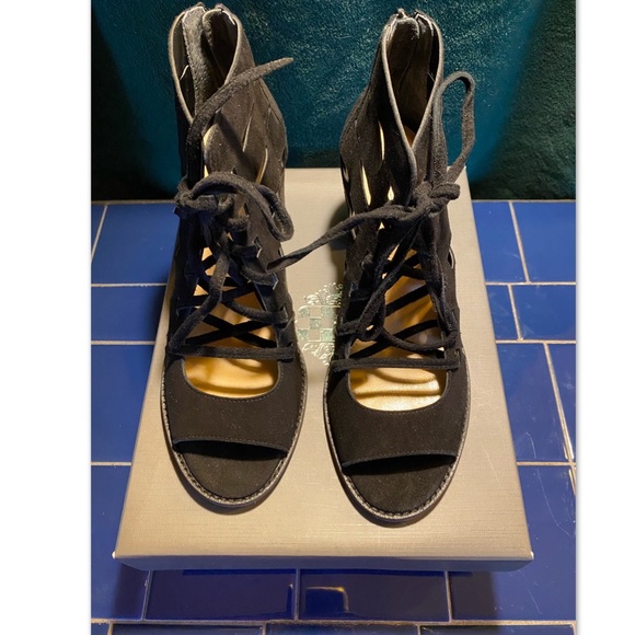 Black suede laced up wedge sandal - Picture 2 of 3